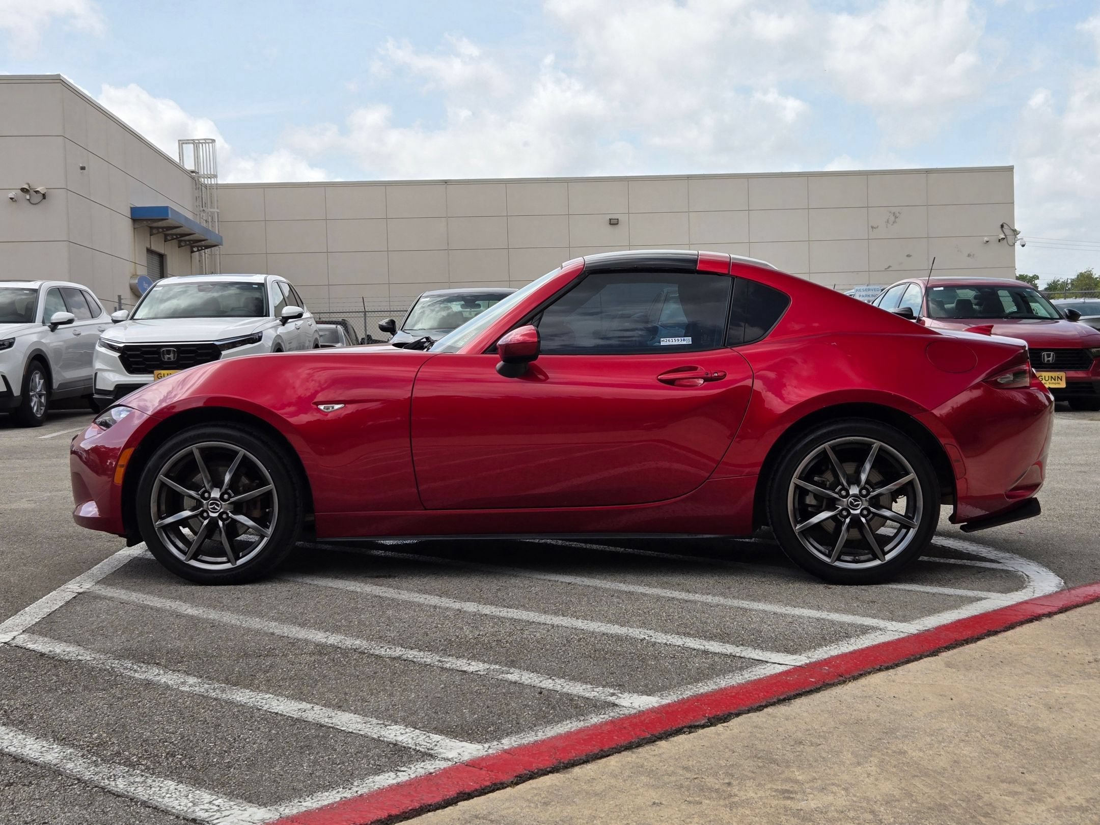 Used 2019 MAZDA MX-5 Miata RF Grand Touring RWD image 6