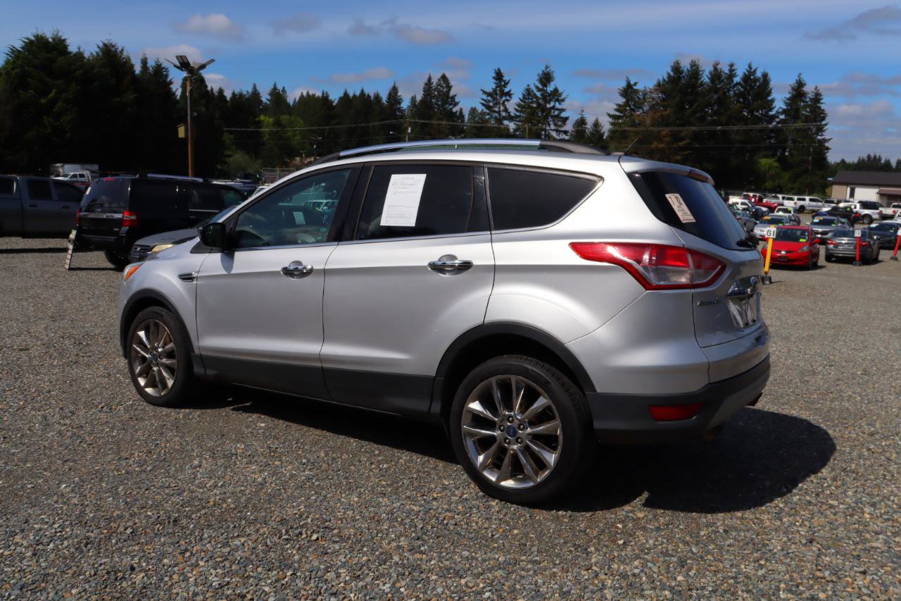 Used 2016 Ford Escape SE w/ SE Chrome Package AWD/4WD image 3