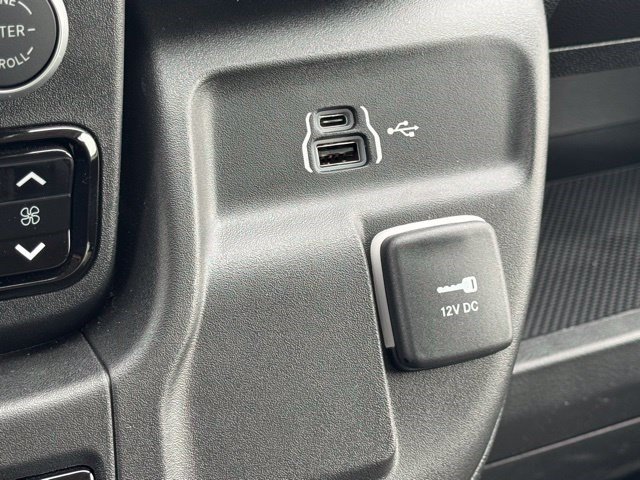 New 2025 RAM ProMaster 1500 w/ Convenience Group FWD image 21