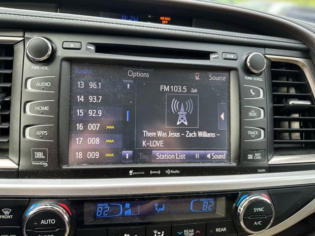 Used 2019 Toyota Highlander Limited image 17