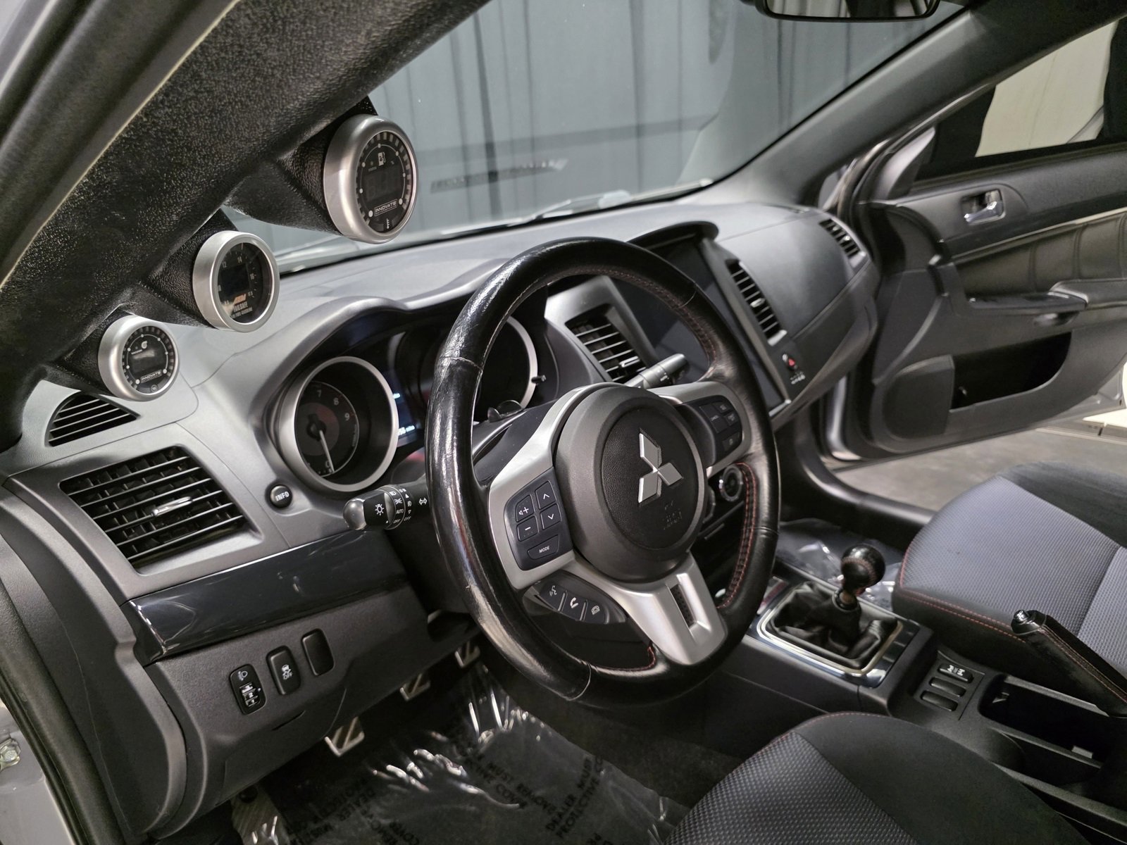 Used 2015 Mitsubishi Lancer Evolution Final Edition image 19