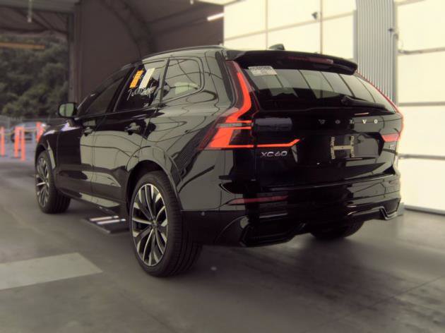 Used 2026 Volvo XC60 B5 Ultra AWD/4WD image 7