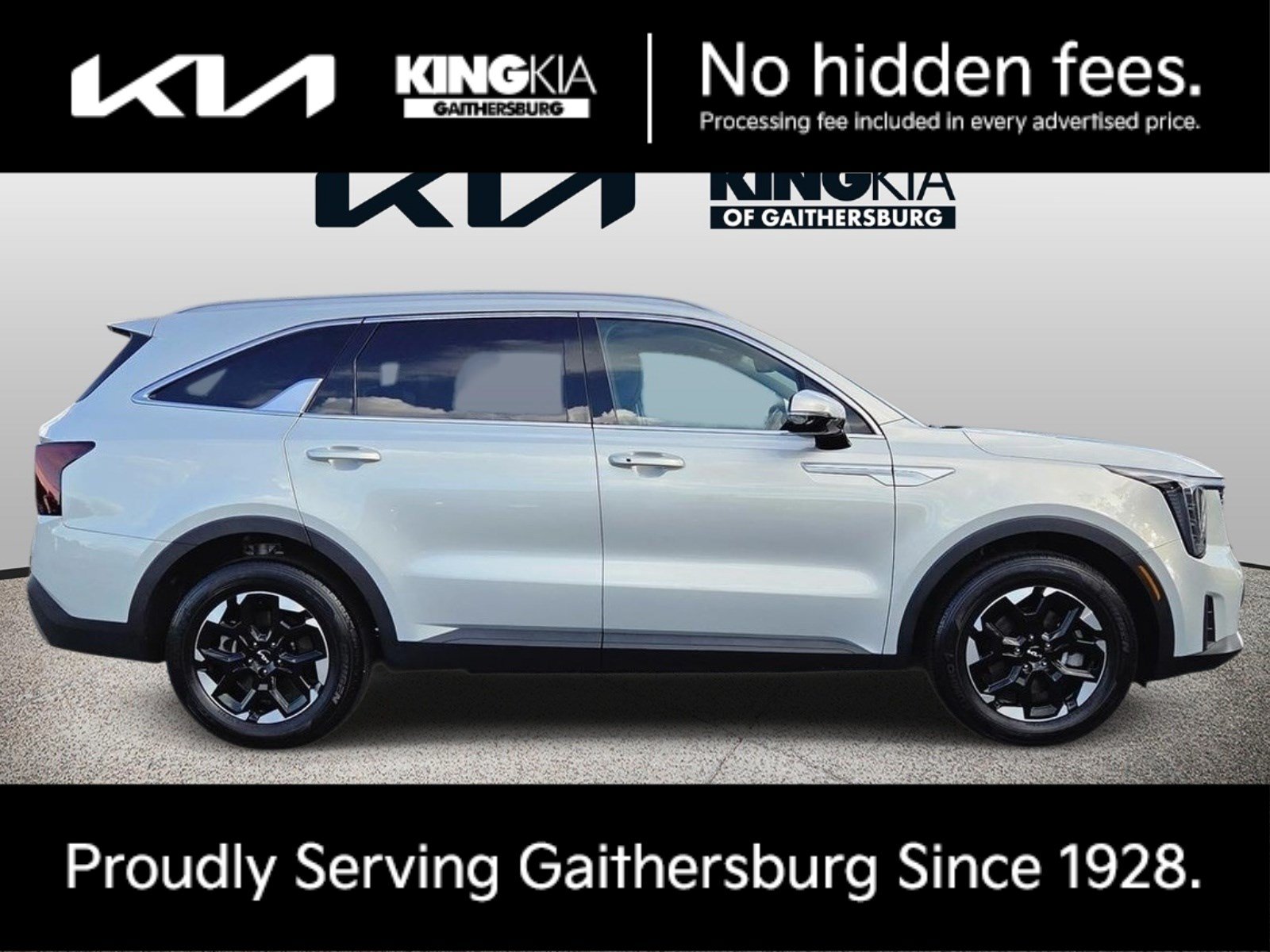 Certified 2026 Kia Sorento S FWD image 2