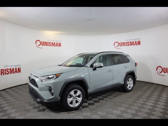 Used 2020 Toyota RAV4 XLE w/ All Weather Liner Package AWD/4WD image 5