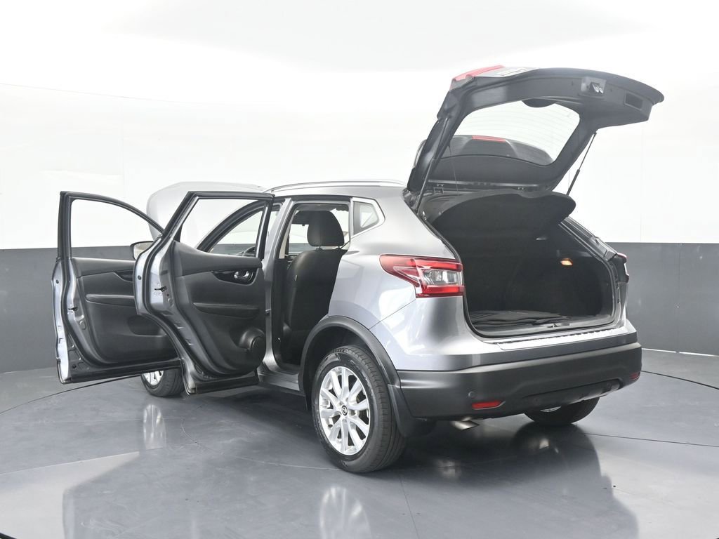 Used 2021 Nissan Rogue Sport SV image 78