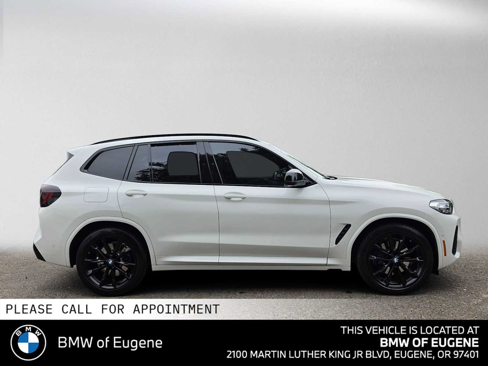 Used 2024 BMW X3 M40i w/ Parking Assistance Package AWD/4WD image 2