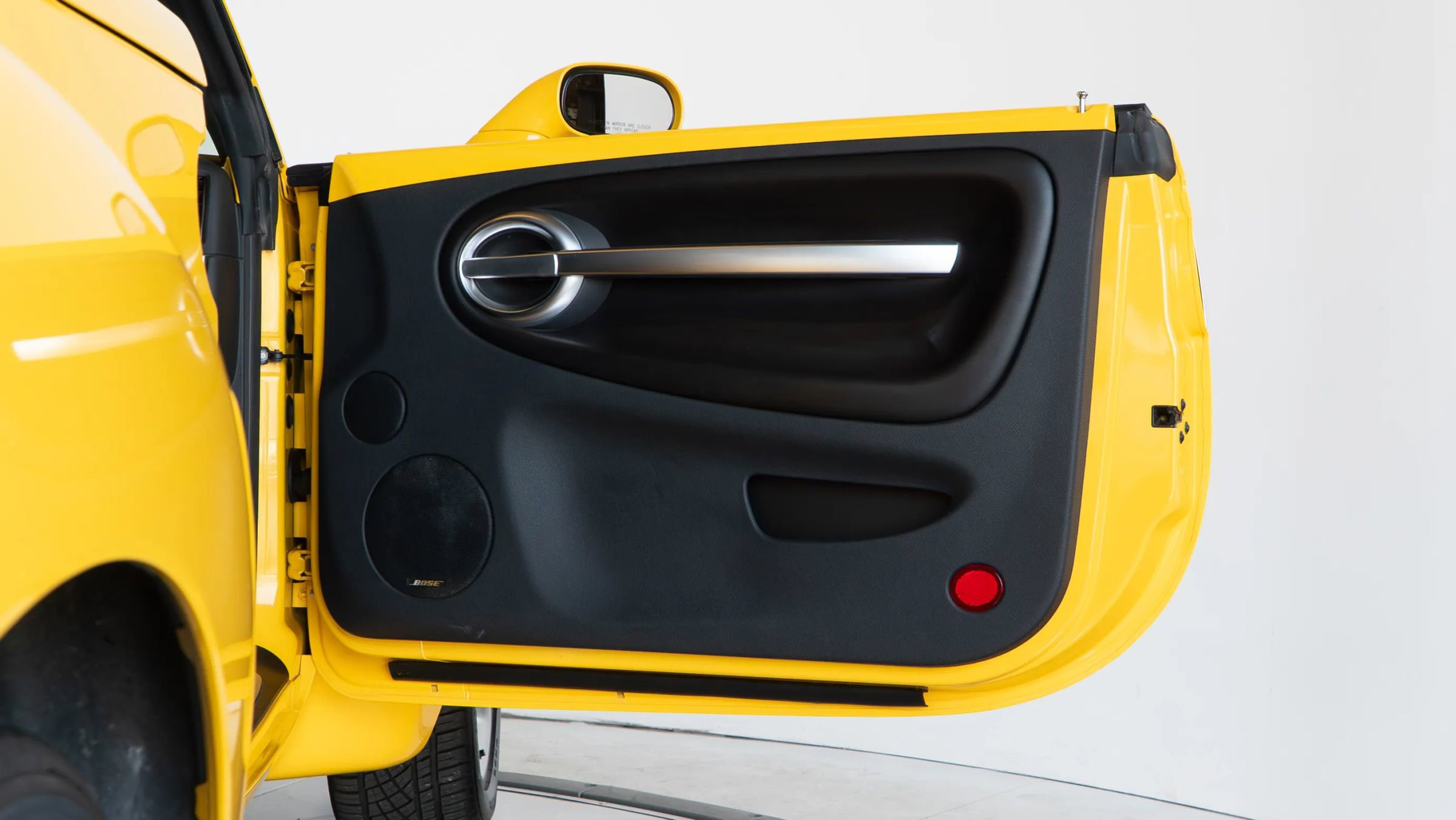 Used 2006 Chevrolet SSR w/ Preferred Equipment Group image 50