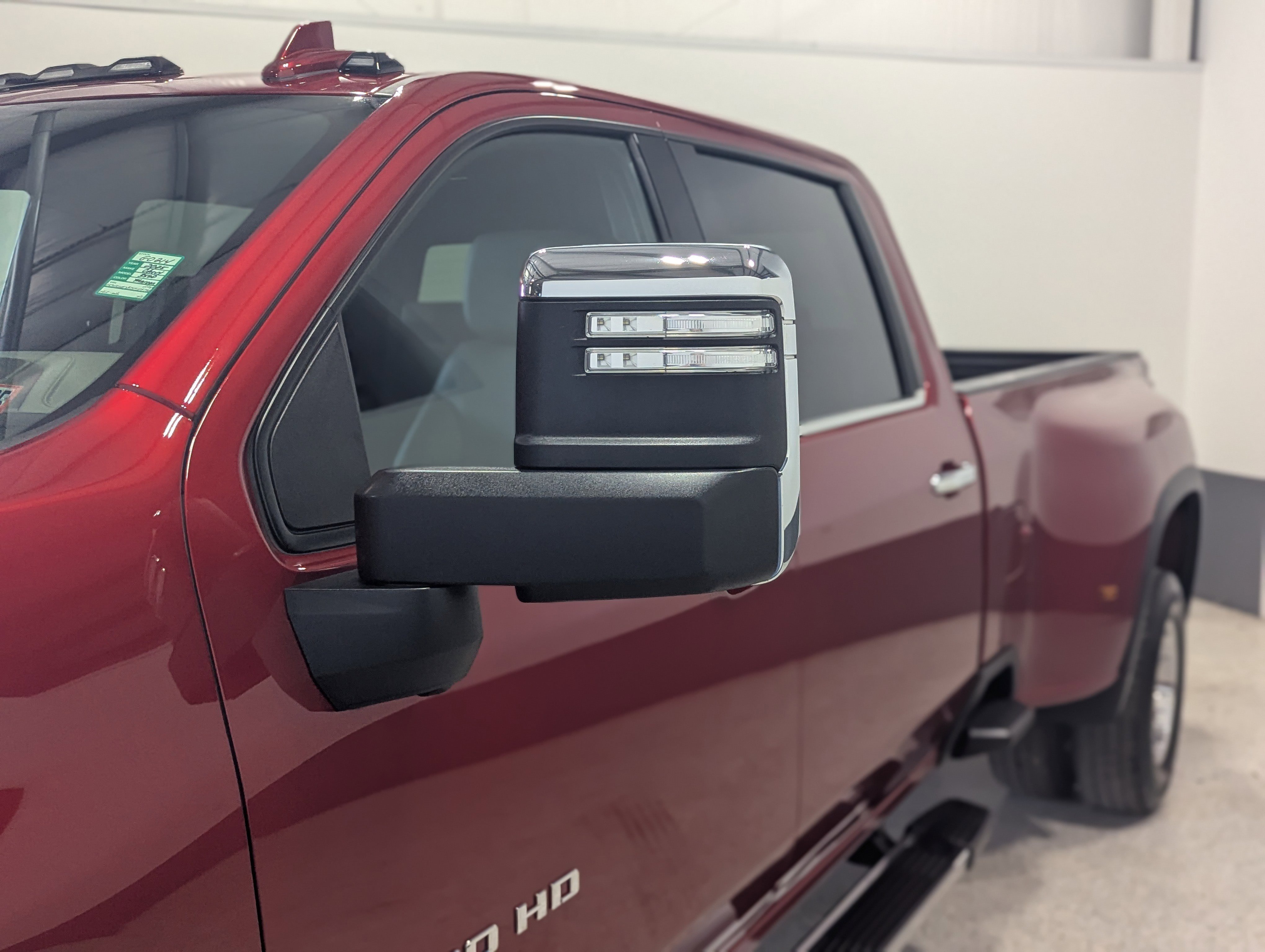 Used 2025 Chevrolet Silverado 3500 LTZ w/ LTZ Plus Package image 7