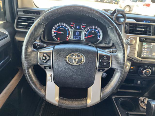 Used 2016 Toyota 4Runner SR5 AWD/4WD image 23