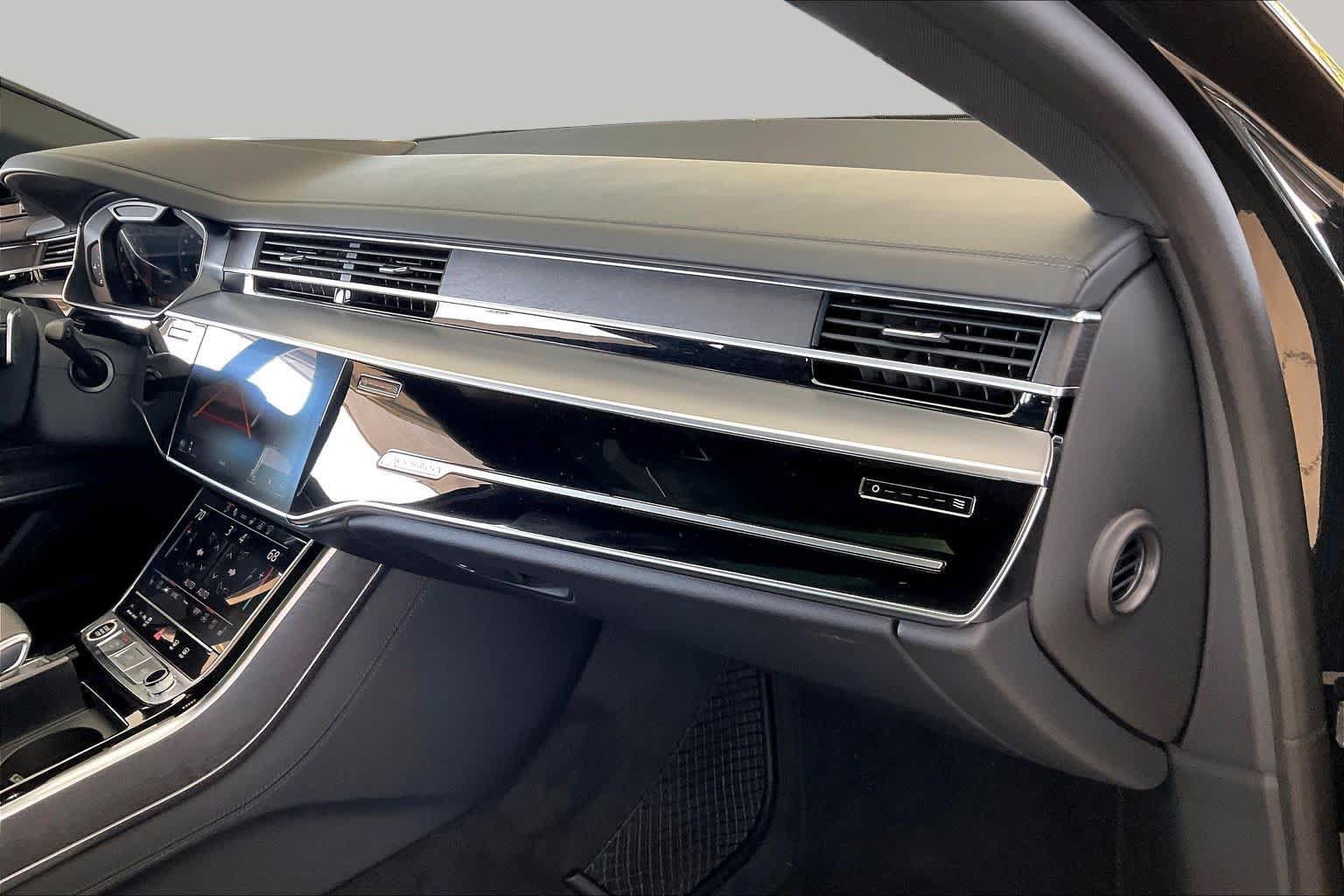 Used 2026 Audi A8 L 3.0T AWD/4WD image 18
