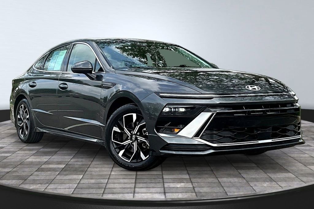 Used 2024 Hyundai Sonata SEL image 3