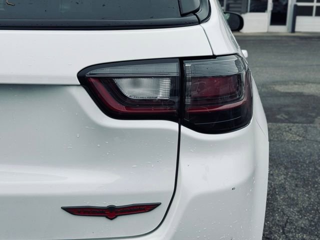 Used 2025 Jeep Compass Trailhawk w/ Trailhawk Elite Group image 9