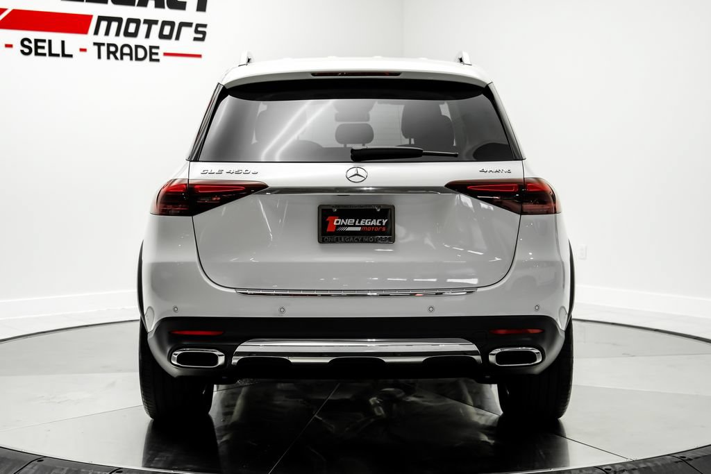 Used 2025 Mercedes-Benz GLE 450e 4MATIC w/ Driver Assistance Package image 11