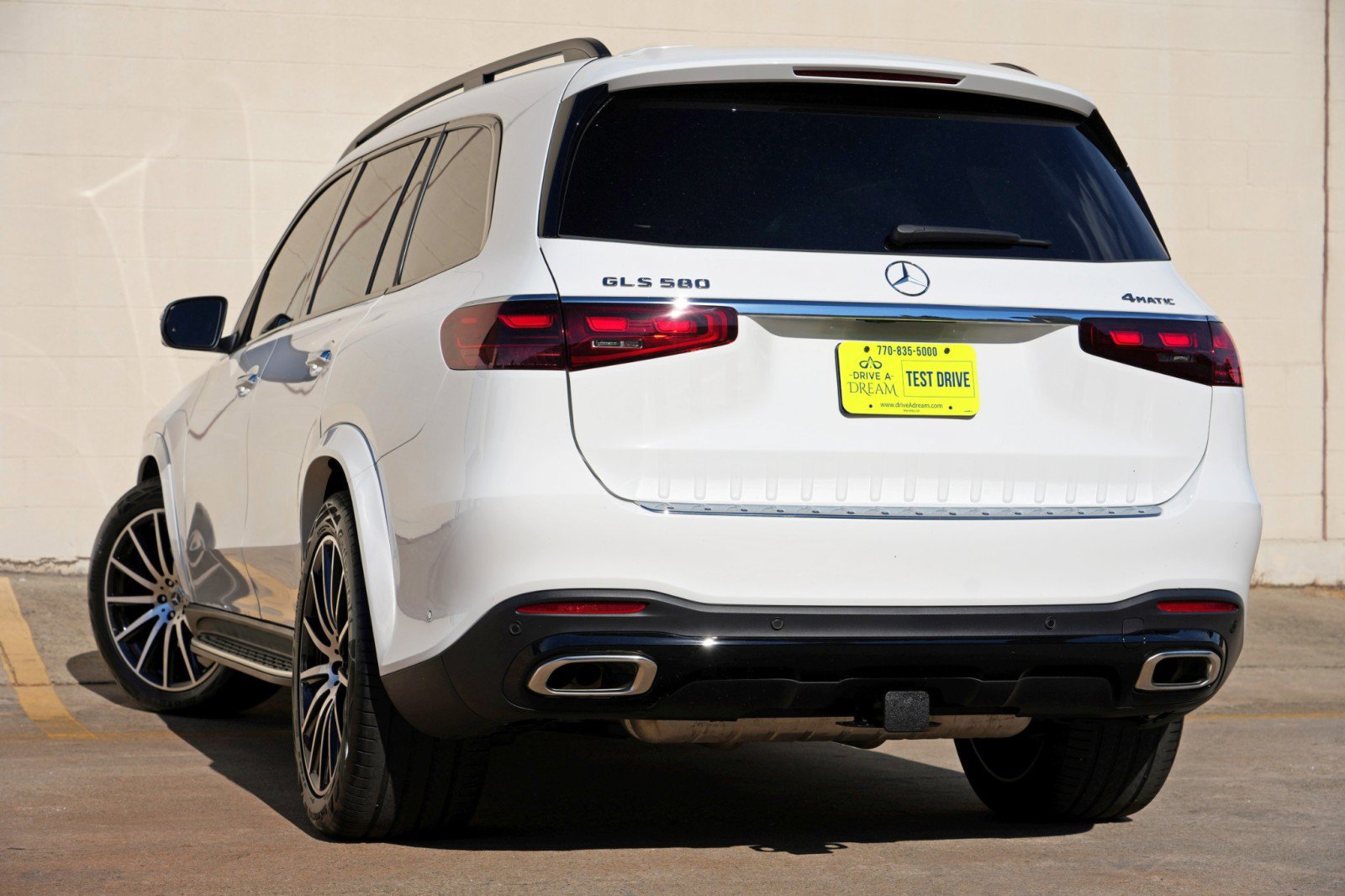 Used 2026 Mercedes-Benz GLS 580 4MATIC w/ Night Package image 6
