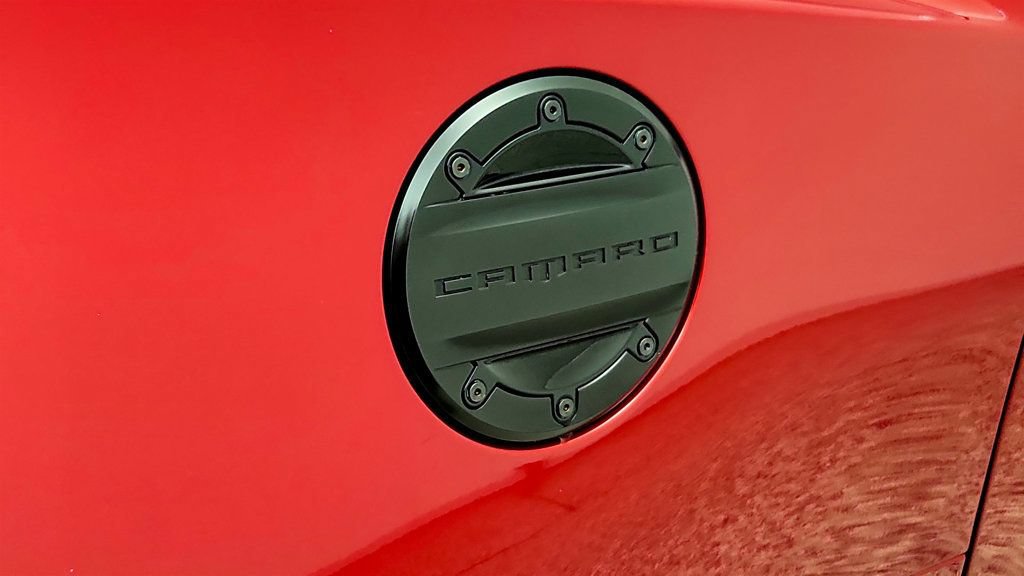Used 2021 Chevrolet Camaro SS RWD image 26