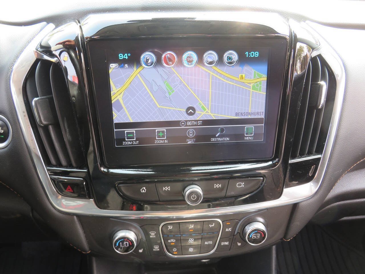 Used 2018 Chevrolet Traverse LT AWD/4WD image 15