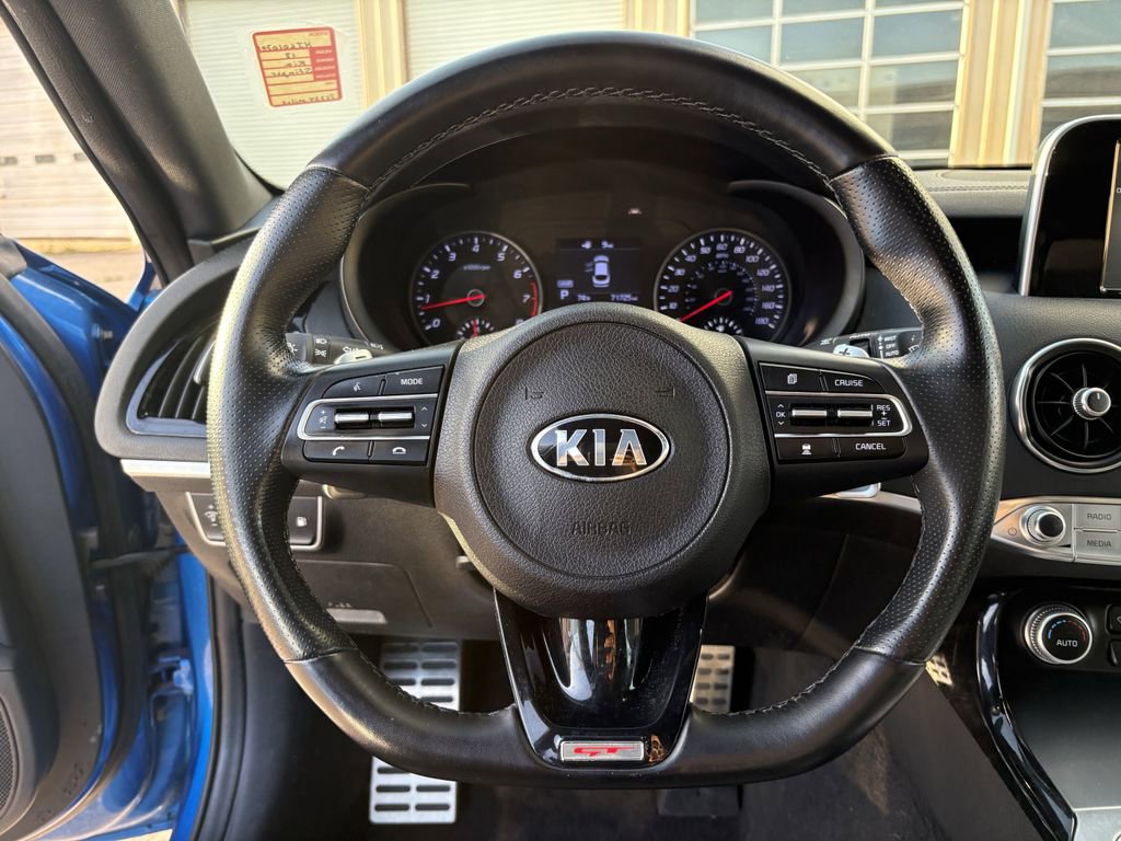 Used 2018 Kia Stinger GT image 12