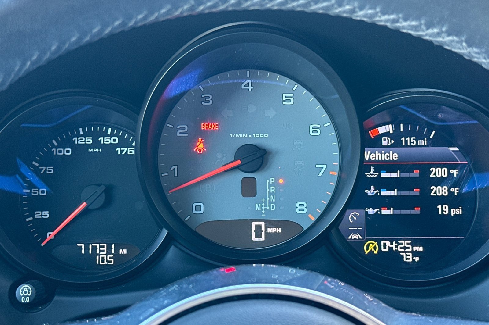 Used 2018 Porsche Macan S image 24