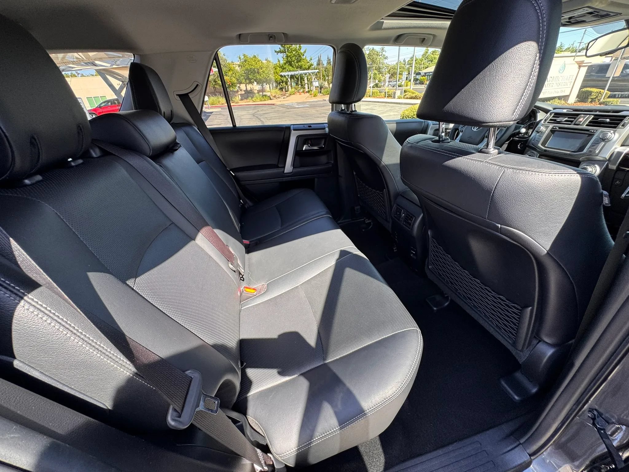 Used 2018 Toyota 4Runner Limited AWD/4WD image 14
