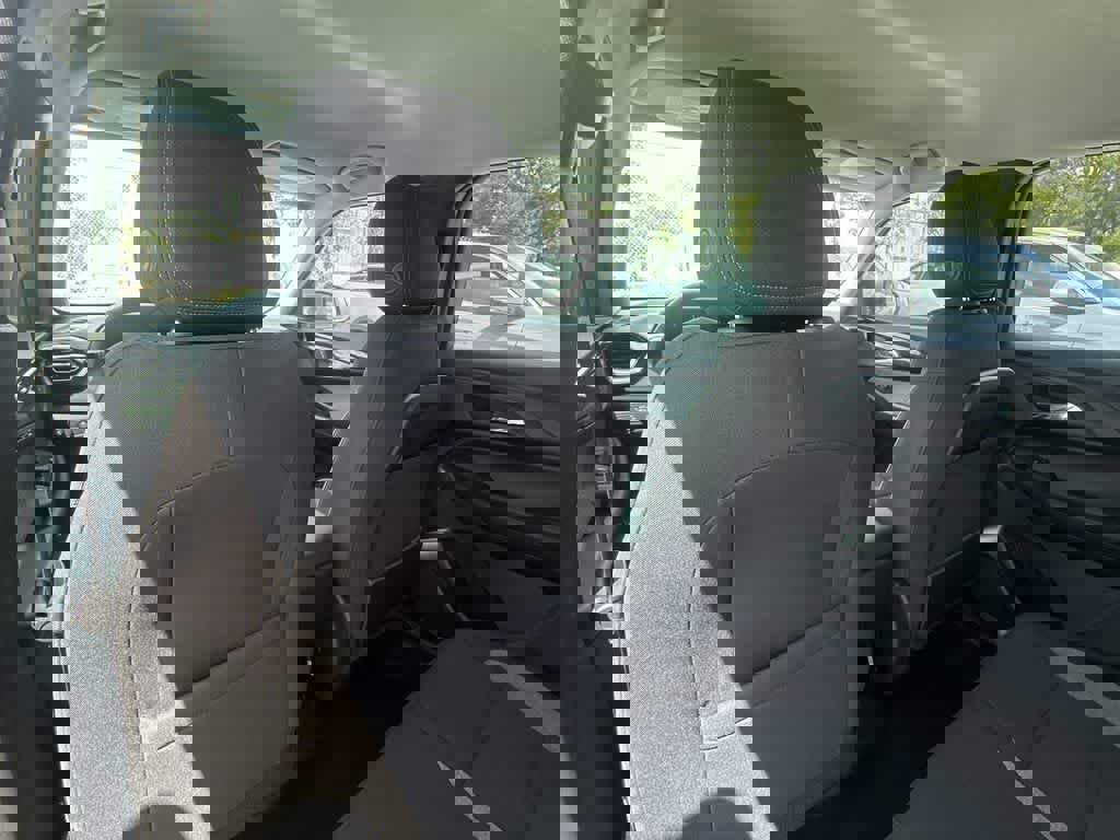 Used 2025 Chevrolet TrailBlazer LT w/ Convenience Package image 23