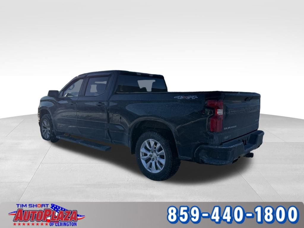 Used 2020 Chevrolet Silverado 1500 Custom w/ Custom Value Package image 2