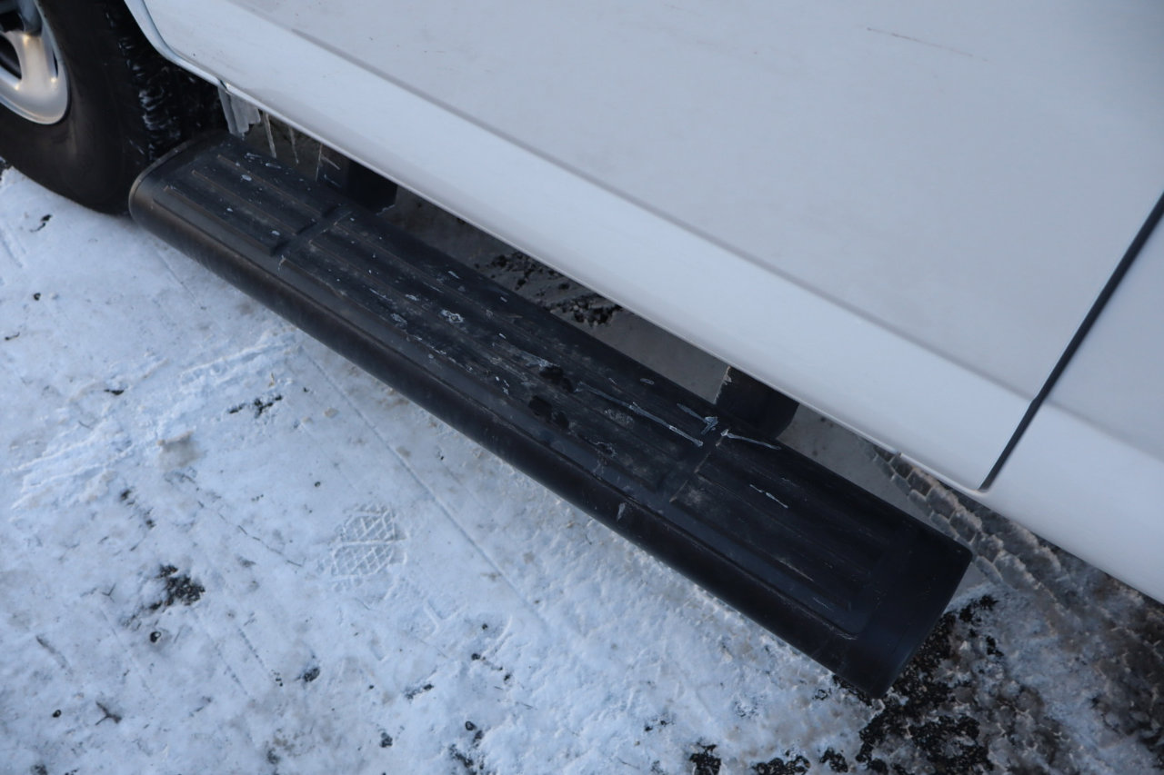 Used 2024 Chevrolet Express 3500 LT w/ LT Preferred Equipment Group image 4