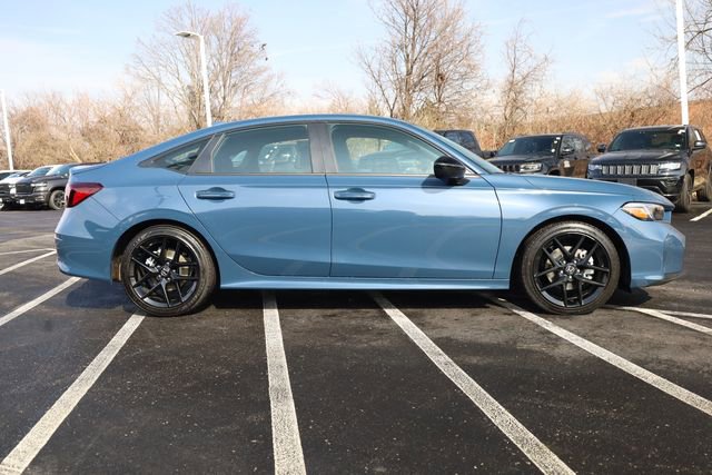 Used 2025 Honda Civic Sport image 3