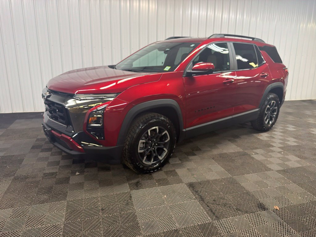 Used 2025 Chevrolet Equinox ACTIV w/ Safety and Technology Package AWD/4WD image 6