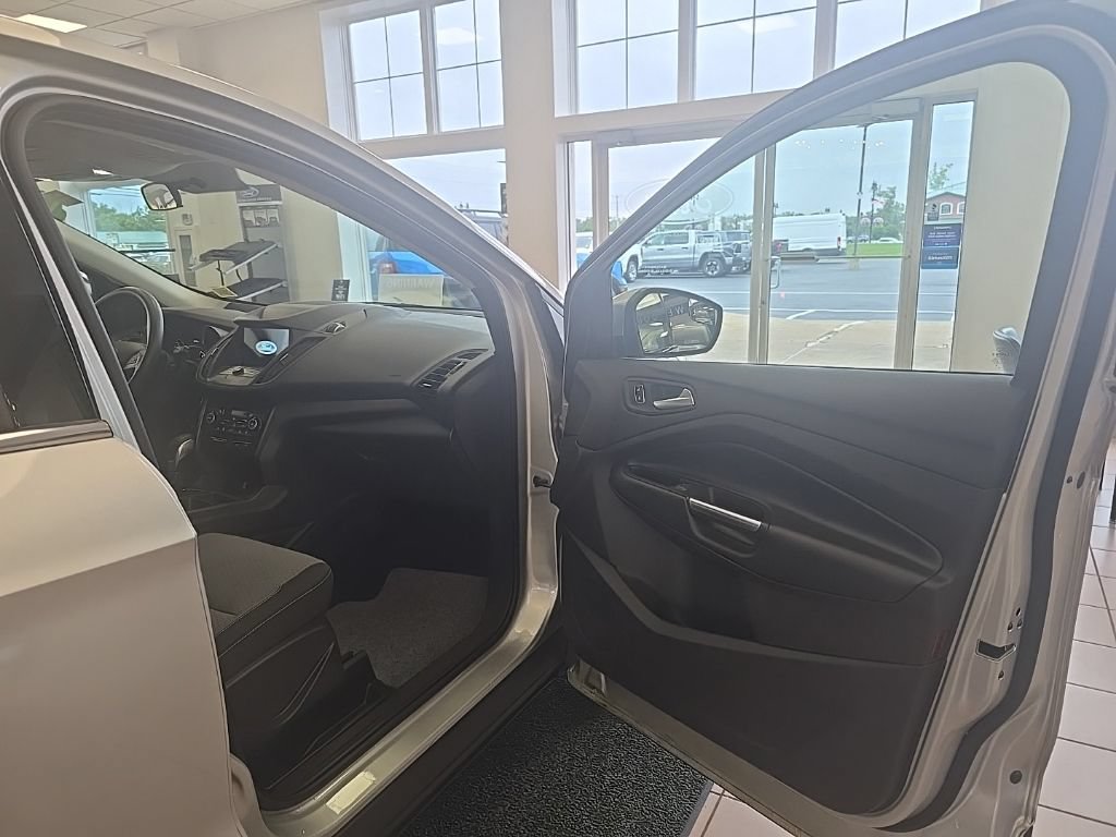 Used 2019 Ford Escape SE AWD/4WD image 34