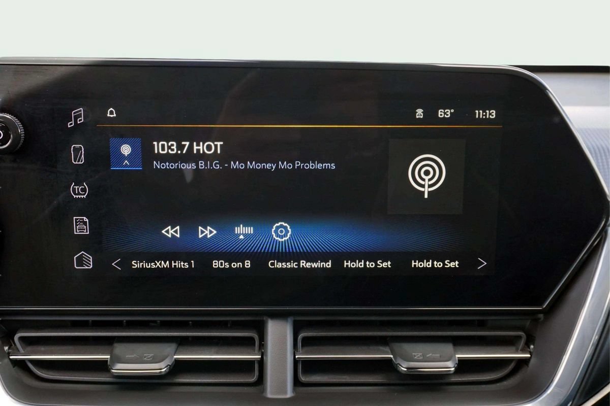 Used 2024 Chevrolet Trax ACTIV w/ Sunroof Package FWD image 26