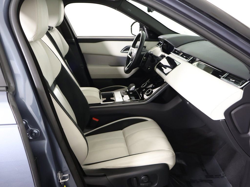 Used 2023 Land Rover Range Rover Velar R-Dynamic S image 35