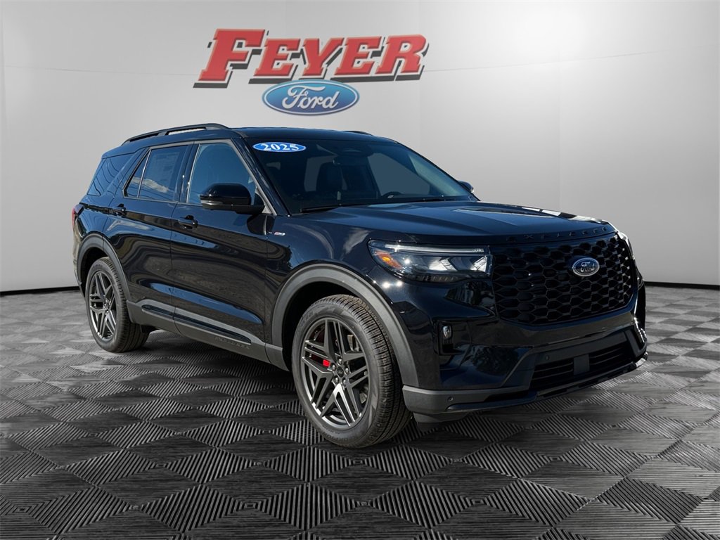 New 2025 Ford Explorer ST-Line w/ Premium Package image 7