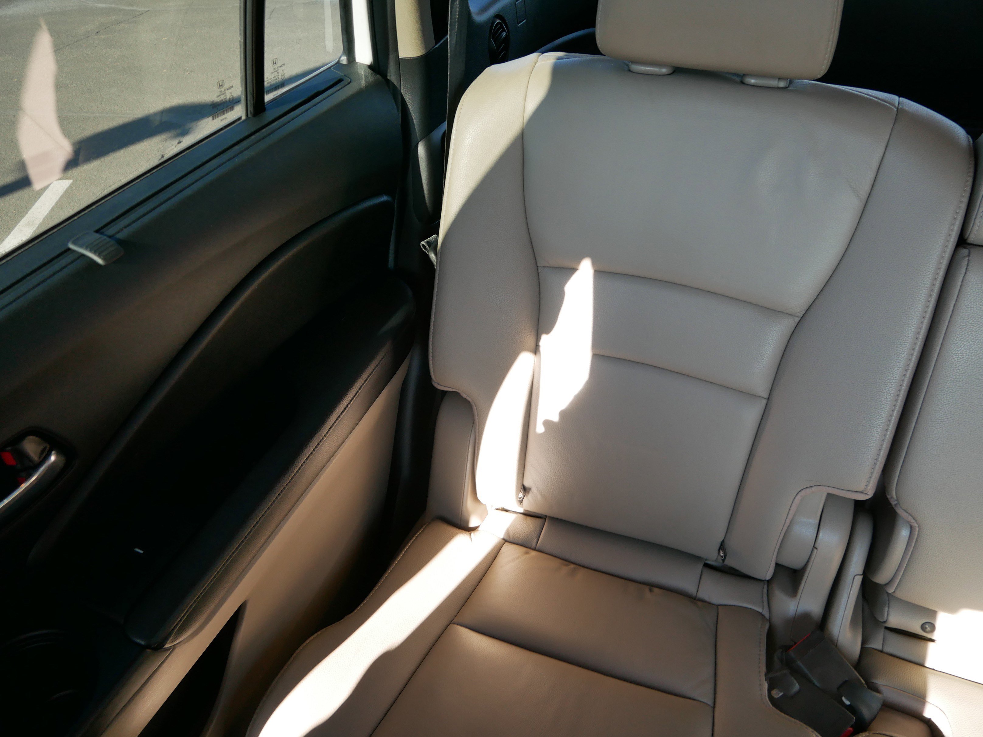 Used 2017 Honda Pilot Touring image 12