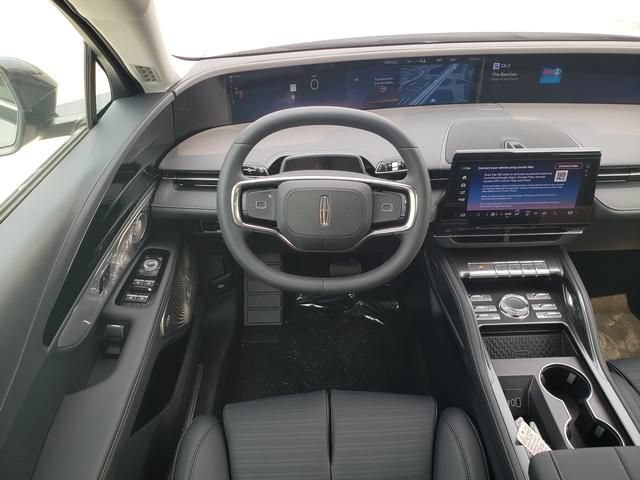 New 2026 Lincoln Nautilus Reserve AWD/4WD image 18
