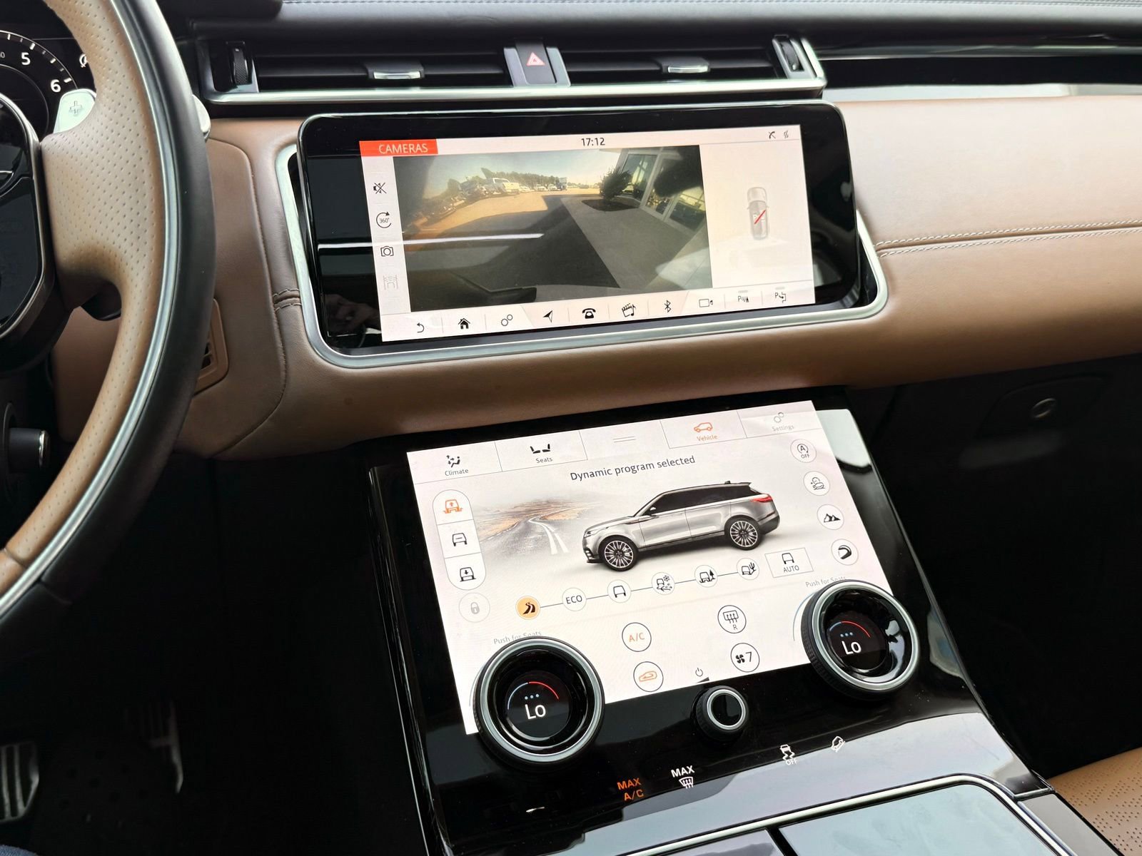 Used 2018 Land Rover Range Rover Velar R-Dynamic HSE AWD/4WD image 56