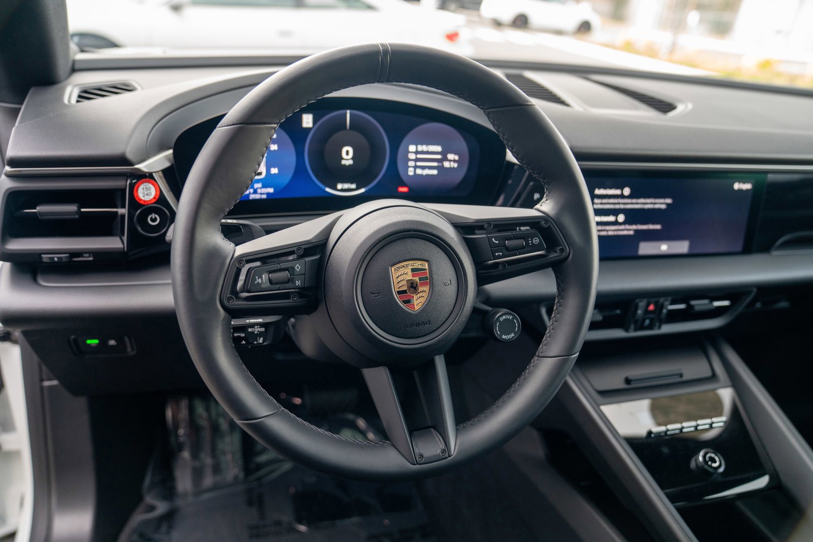 Certified 2025 Porsche Macan Electric image 13