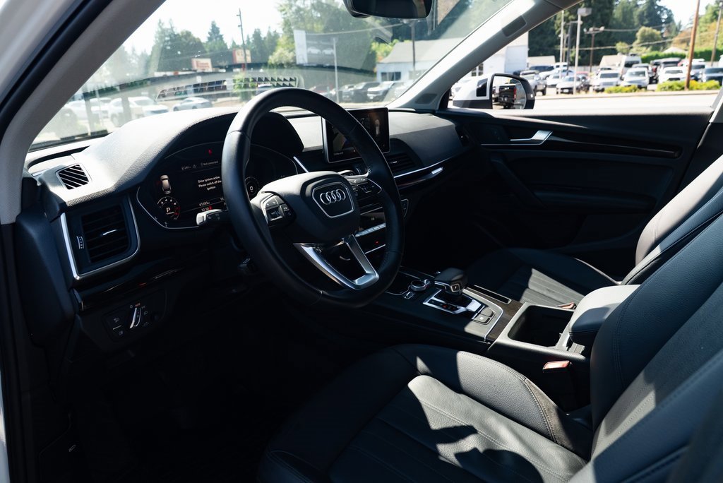 Used 2020 Audi Q5 2.0T Premium Plus w/ Premium Plus Package image 19