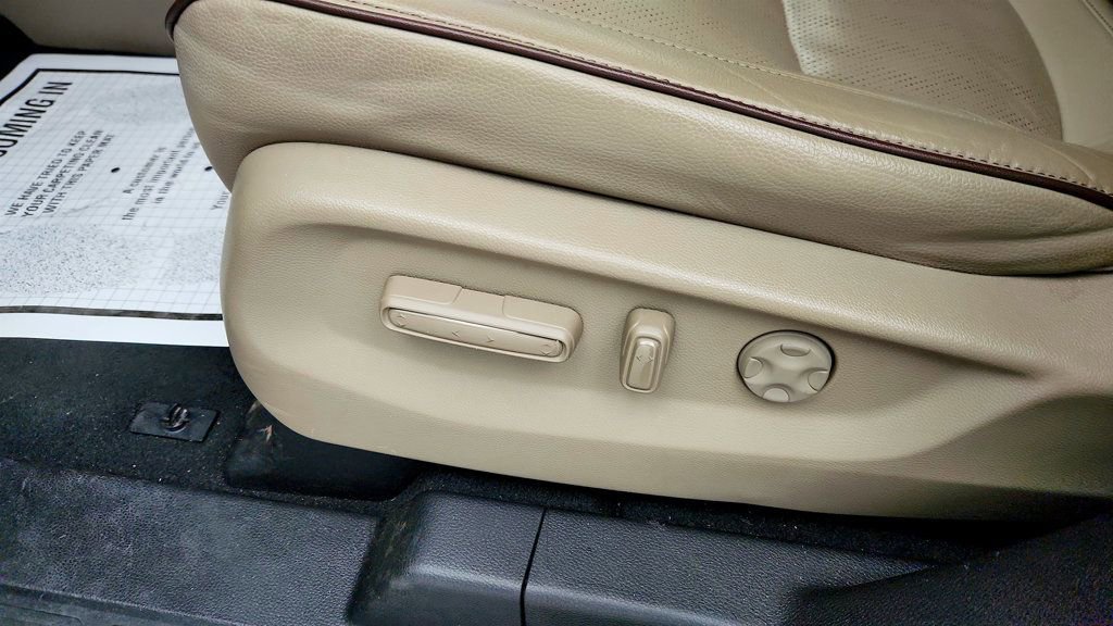 Used 2023 Honda Odyssey Elite image 11