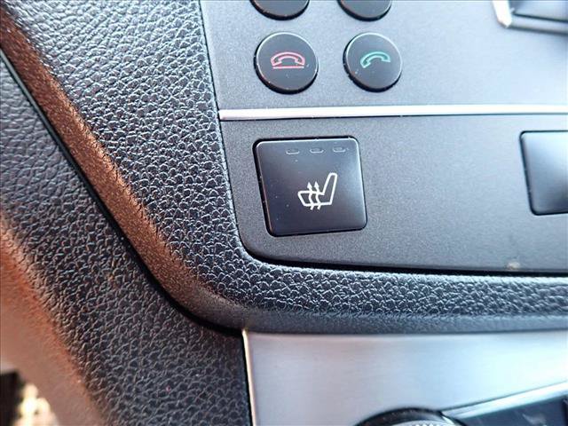 Used 2011 Mercedes-Benz C 300 4MATIC Sedan image 19