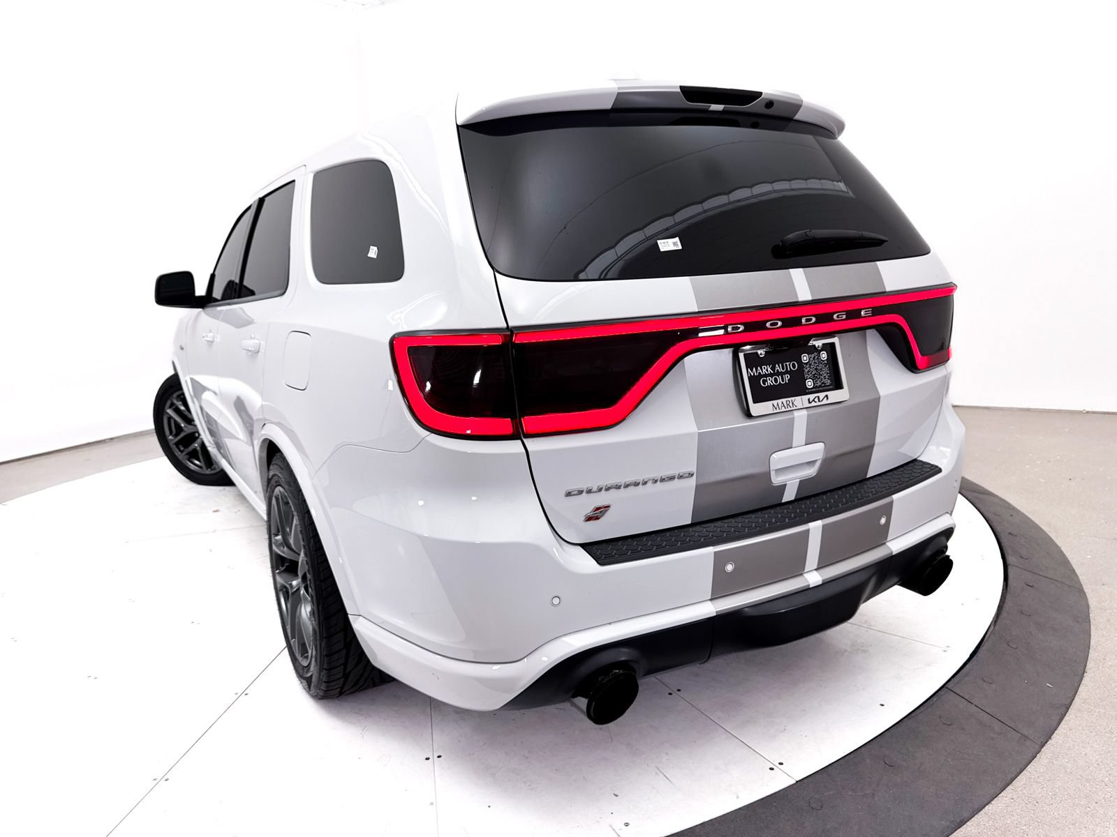 Used 2020 Dodge Durango SRT w/ Premium Interior Group AWD/4WD image 8