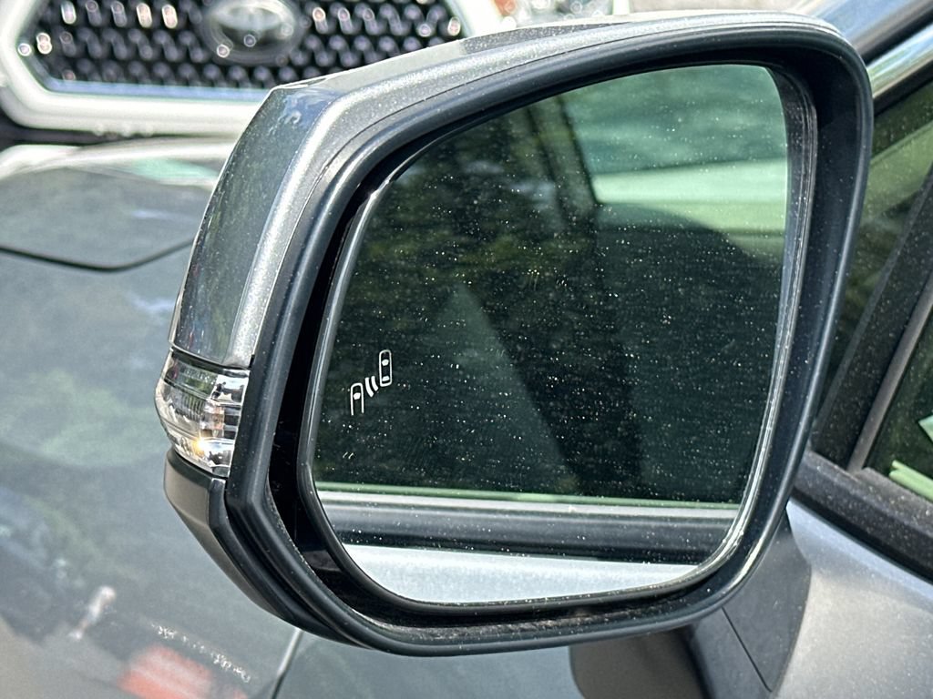 Certified 2025 Toyota RAV4 XLE AWD/4WD image 17