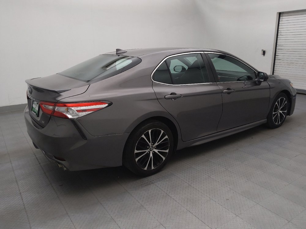 Used 2019 Toyota Camry SE FWD image 10