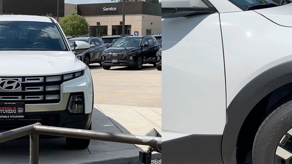 Used 2025 Hyundai Santa Cruz SE image 11