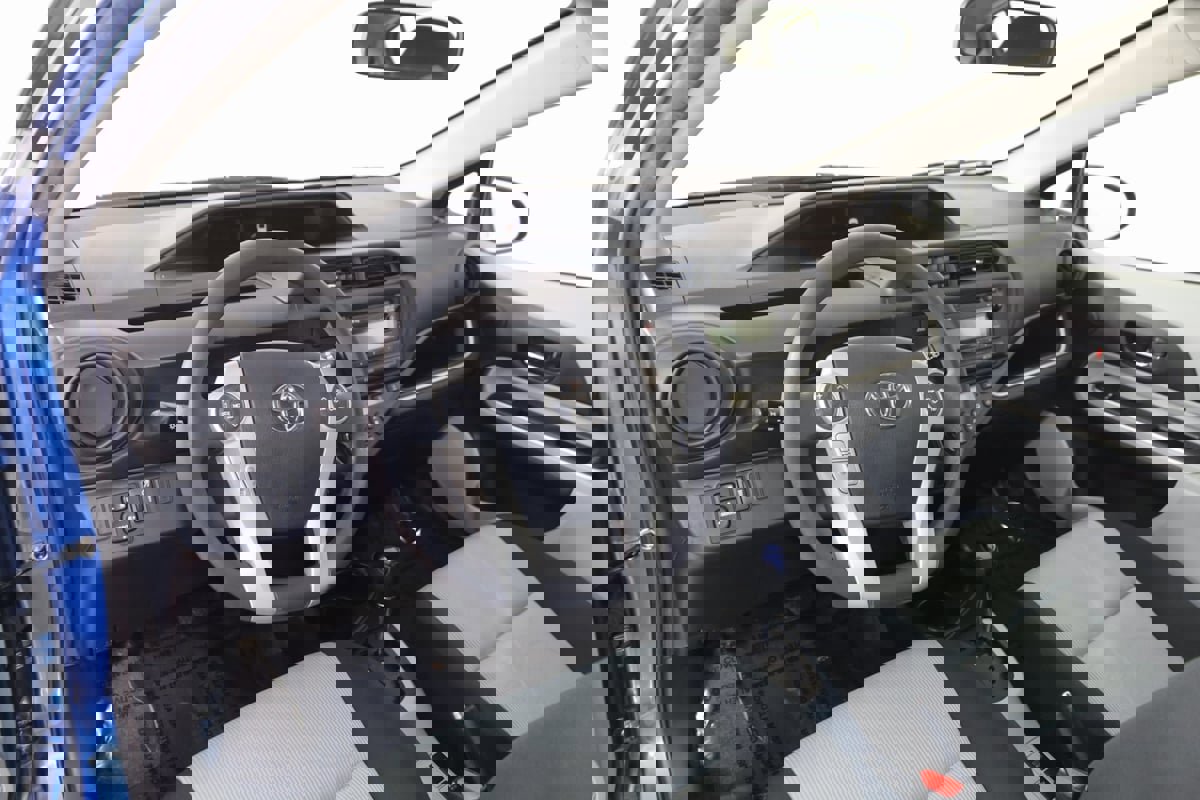 Used 2014 Toyota Prius C Two image 19