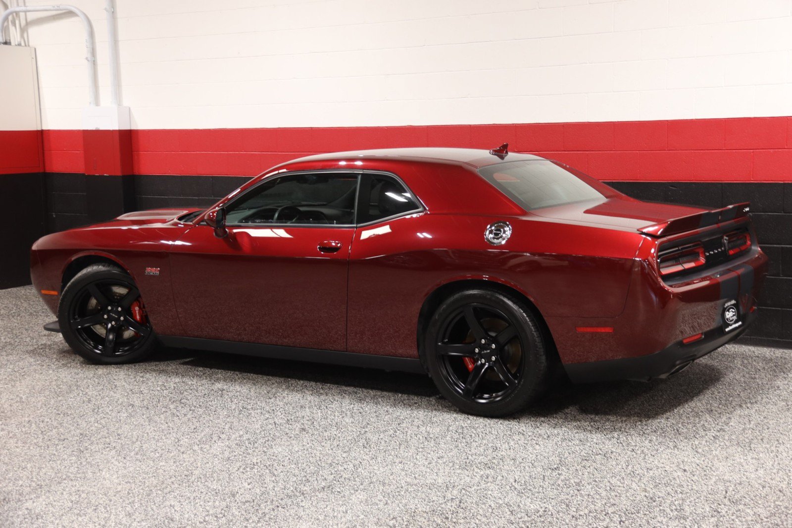 Used 2018 Dodge Challenger SRT w/ Technology Group RWD image 27