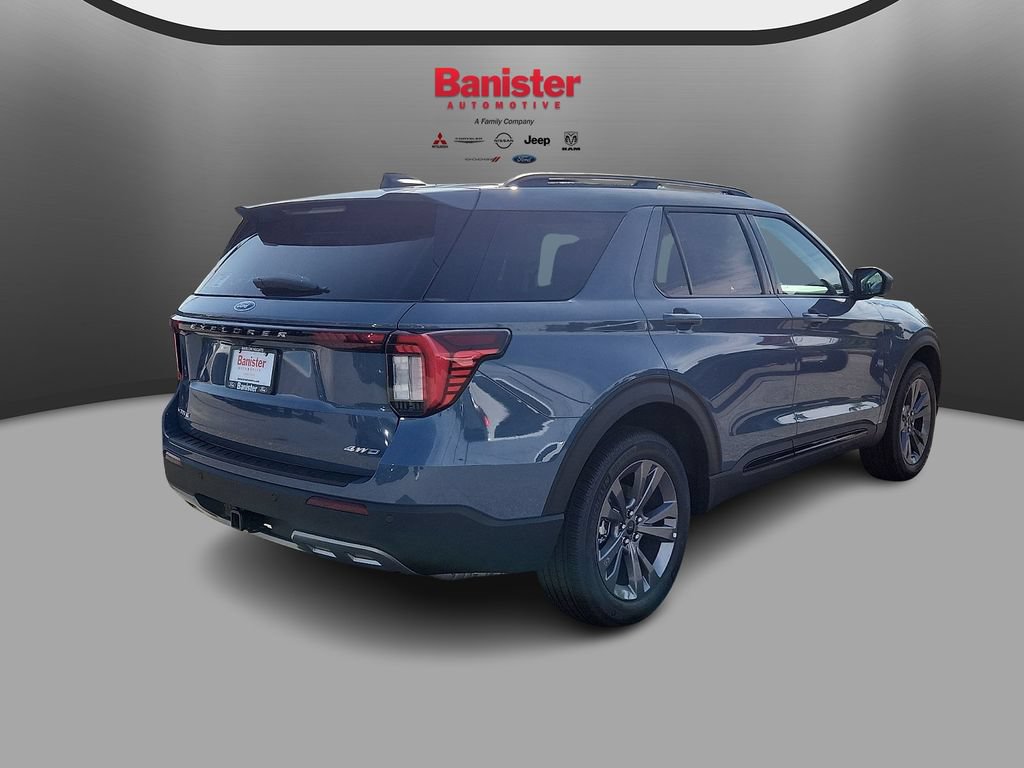 New 2026 Ford Explorer Active w/ Active Comfort Package AWD/4WD image 3