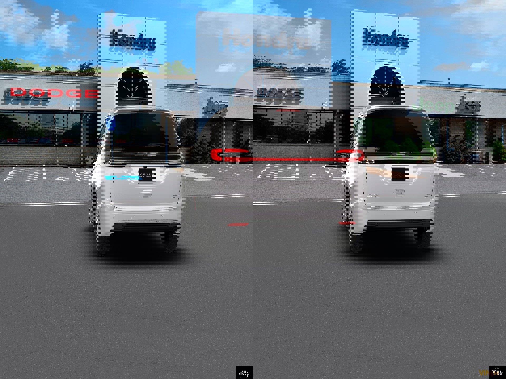 New 2026 Chrysler Pacifica Select image 13