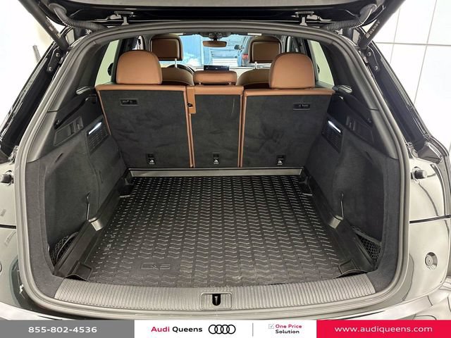 Certified 2023 Audi Q5 2.0T Premium w/ Convenience Package AWD/4WD image 10