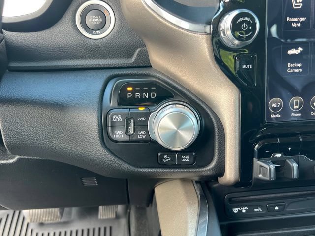 Used 2019 RAM 1500 Laramie AWD/4WD image 26