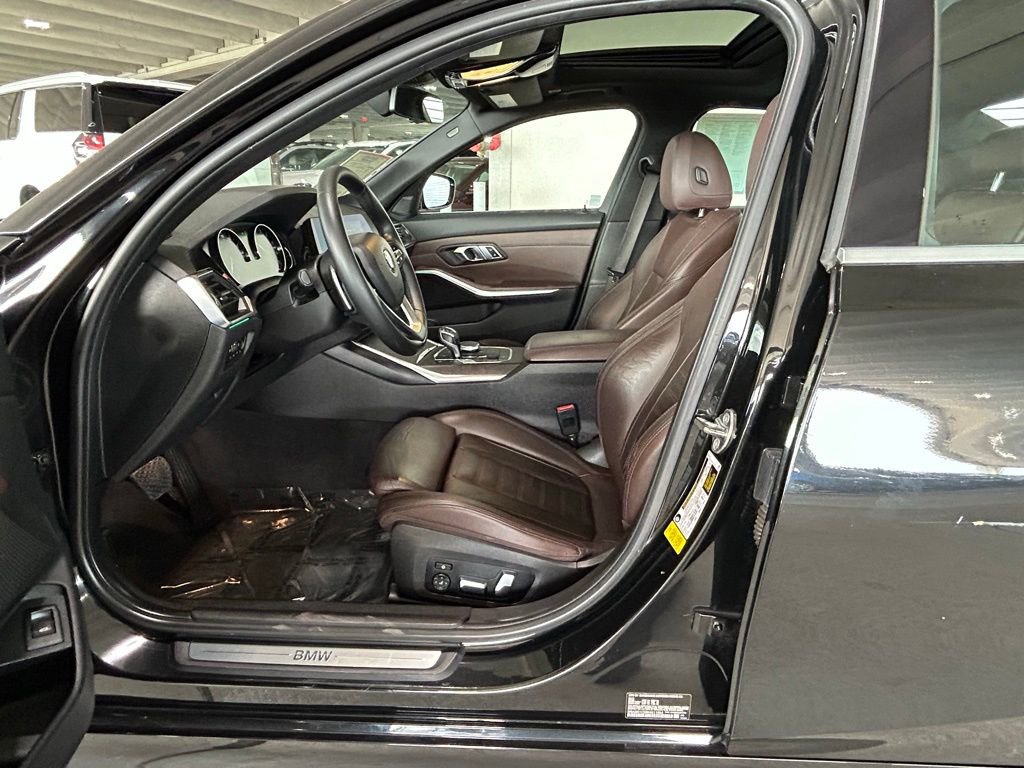 Used 2019 BMW 330i Sedan w/ Convenience Package image 7